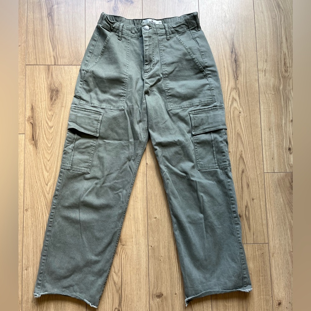 Army green cargo pants